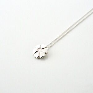 Vintage Tiffany & Co. Silver Paloma Picasso Flower Necklace crown of hearts